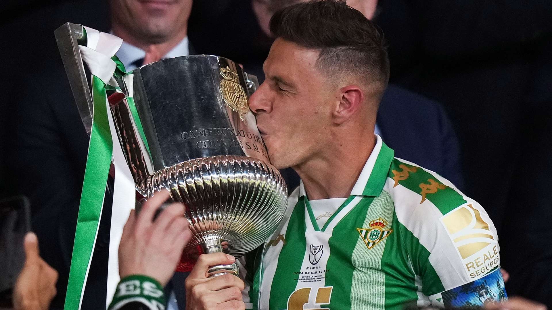 一位不明身 一位不明身