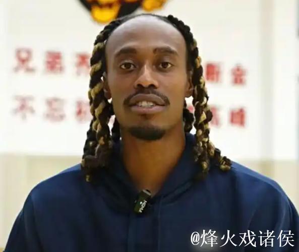 CBA最幸福的外援!本赛季一场比赛没打,现在转正了 CBA最幸福的外援!本赛季一场比赛没打,现在转正了